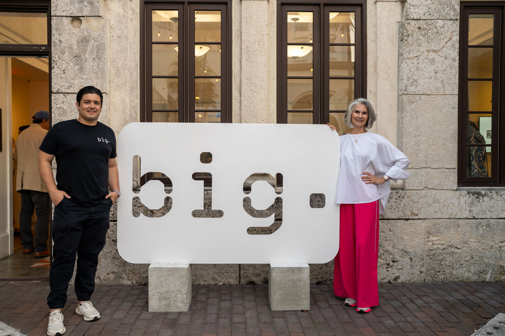 Red-Thread---Visions-from-Inside-the-Walls-08391